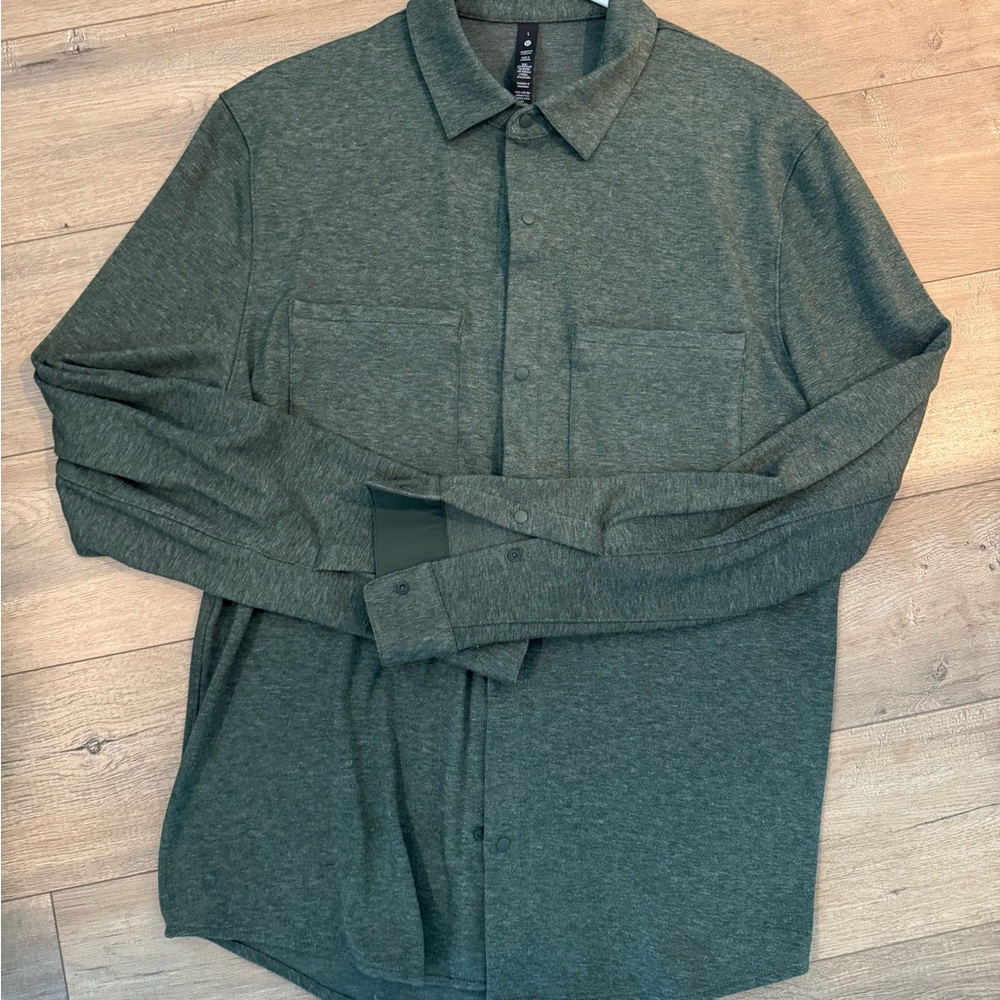 Lululemon Men’s Button Down